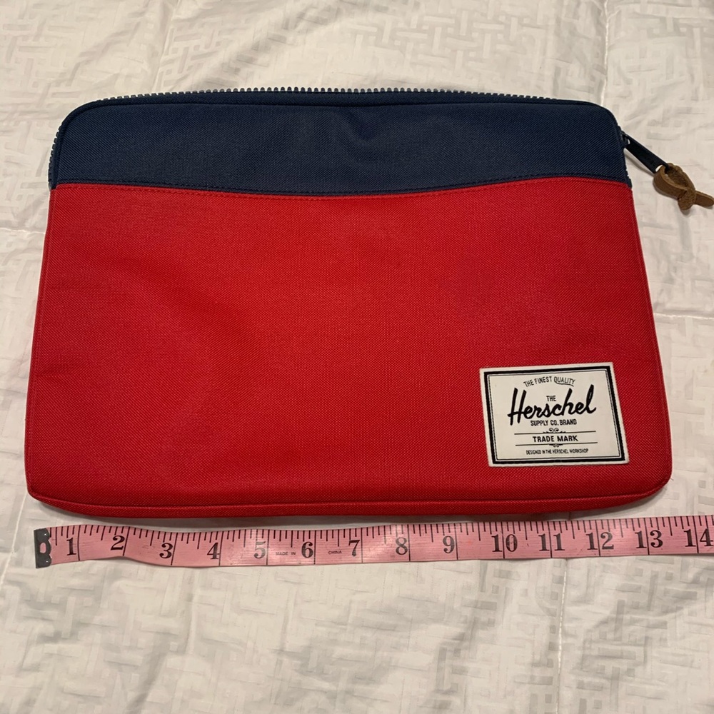 Herschel Supply Co. Padded Laptop Case